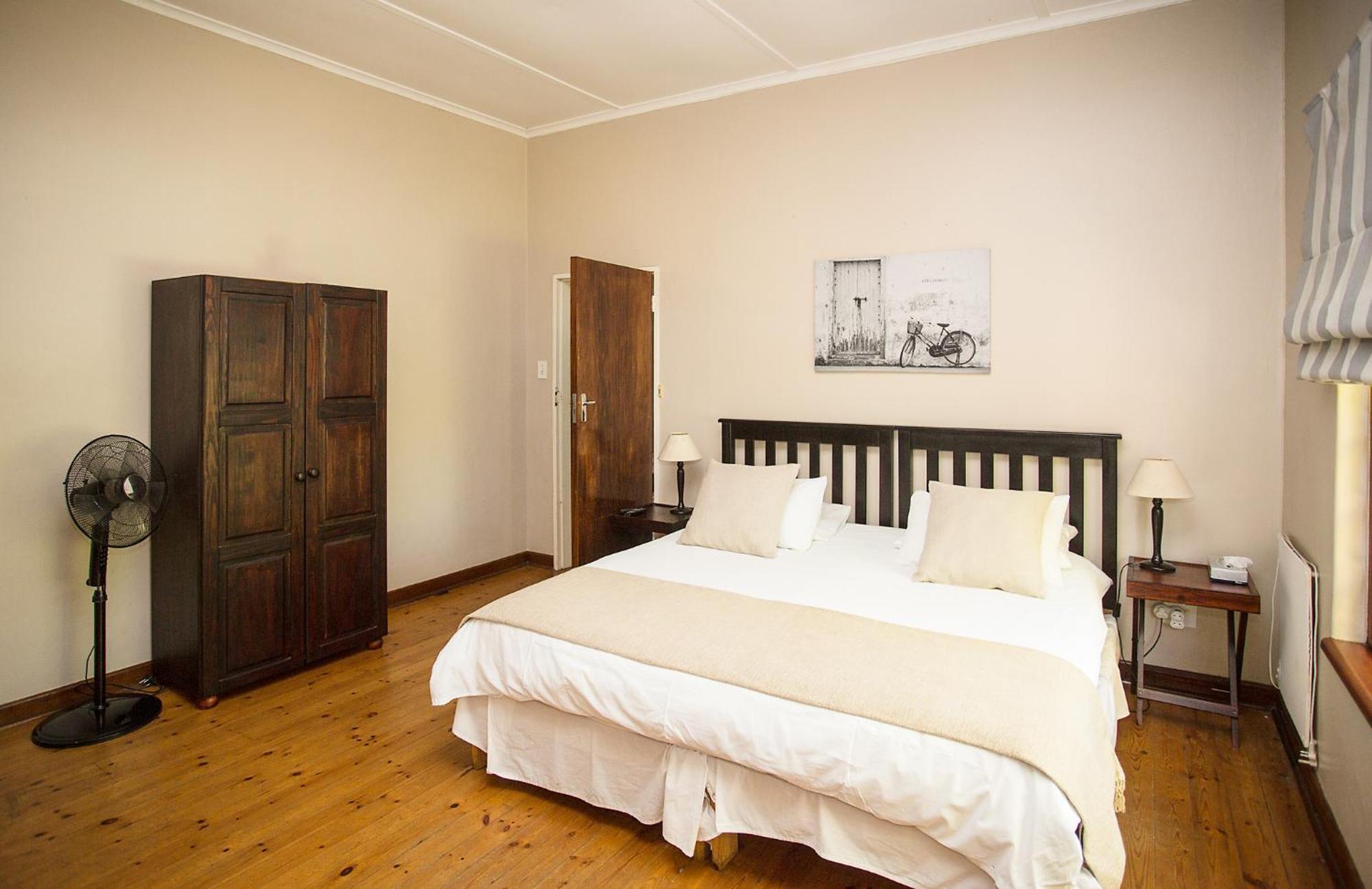 Dirtopia Trail Lodge 斯泰伦博斯 外观 照片